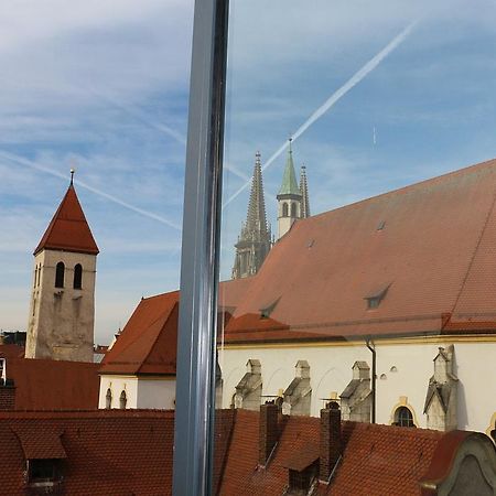Ferienwohnung Karmeliten Am Dom Regensburg Exterior foto